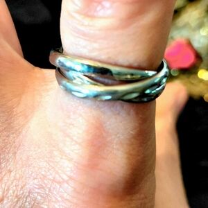 Silver Twisted Band Ring